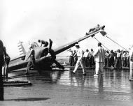 Asisbiz Grumman F4F 3 Wildcat landing mishap possibly VF 6 20th Aug 1942 01