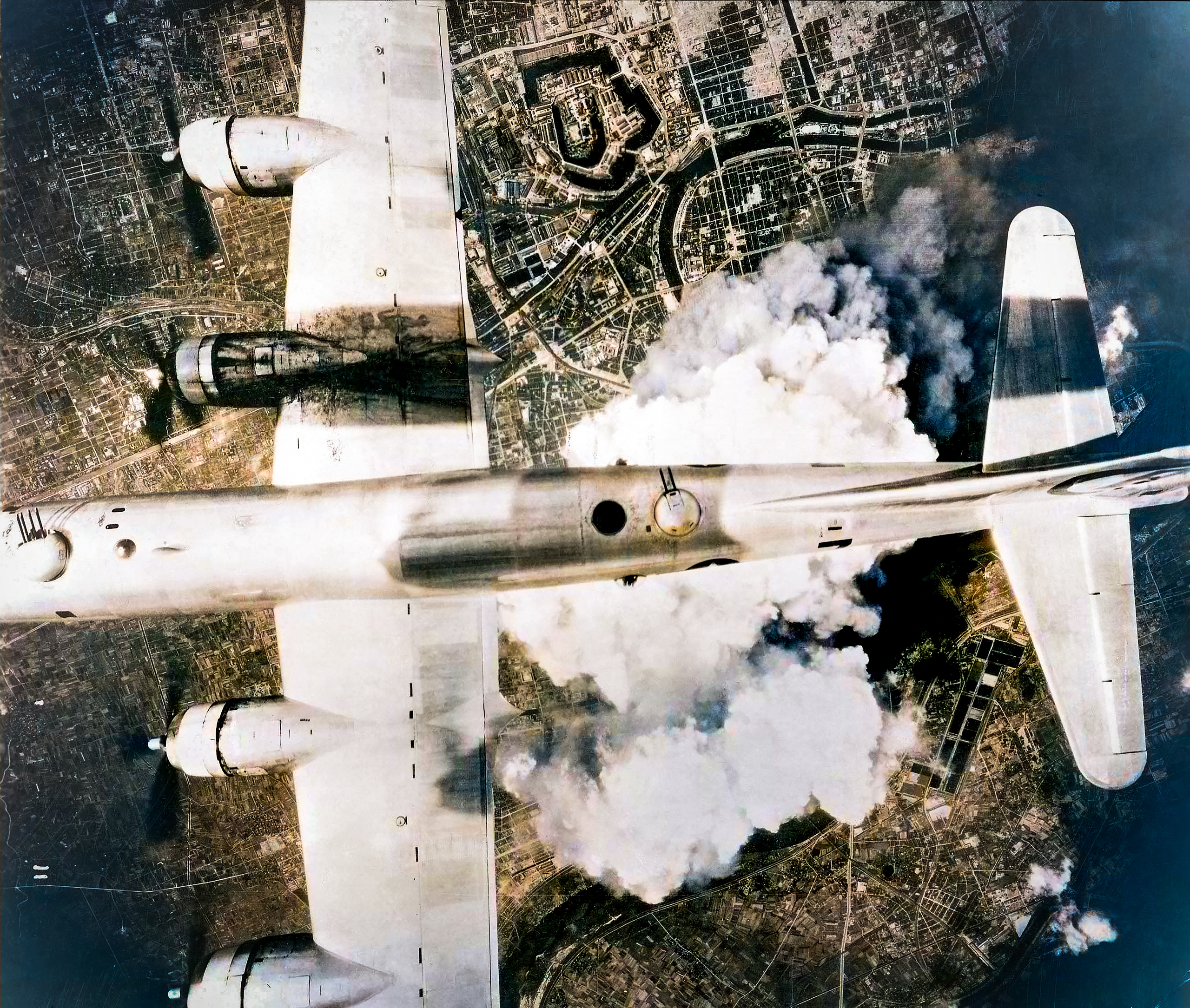 USAAF 44 61784 Boeing B 29A Superfortress 6BG24BS incendiary mission to Osaka Japan 1st Jun 1945 01