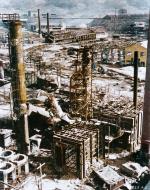 Asisbiz Target Nippon Oil Company refinery at Kudamatsu Japan by 20AF Boeing B 29 Superfortresses 1945 NA388