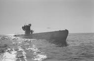 Asisbiz German U boat submarine U 552 returning to Saint Nazaire after its 7th cruise with Commander Erich Topp 01