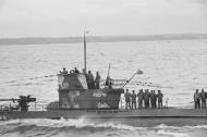 Asisbiz German U boat submarine U 83 commanded by Kapitanleutnant Hans Werner Kraus returning to Brest submarine pens 05