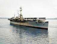 Asisbiz USS Bataan (CVL 29) arrives at San Diego California after seven months in Korean waters 25th June 1951 80 G 437649