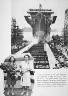 Asisbiz USS Bataan (CVL 29) launched at New York Shipbuilding Corporation Camden New Jersey 1st Aug 1943 01