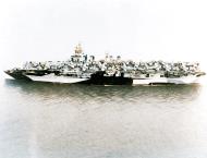 Asisbiz USS Bataan (CVL 29) wearing camouflage measure 32 33 series design 8A ferrying aircraft to Hawaii Oct 1944 02
