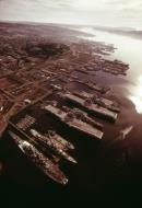 Asisbiz USS Missouri (BB 63) New Jersey (BB 62) Hornet (CVS 12 and Bennington (CVS 20) Pacific Reserve Fleet at Bremerton Washington July 1974