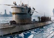 Asisbiz German type IX submarine docking at Tromso Norway during World War II NH 71374