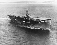 Asisbiz USS Bogue (ACV 9) later CVE 9) underway in Puget Sound Washington on 3rd Nov 1942 NH 106563