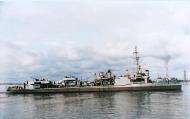 Asisbiz USS Osmond Ingram (AVD 9) underway off the Norfolk Navy Yard Portsmouth Virginia on 10th July 1943 NH 42922