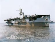 Asisbiz USS Card (ACV 11) off Norfolk Navy Yard on 26th Mar 1943 still not complete after her commissioning on 8th Nov 1942