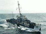 Asisbiz USS Thomas (DE 102) taken from the escort carrier USS Card (CVE 11) on 5 July 1944 01