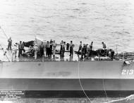 Asisbiz USS Barker (DD 213) alongside USS Core (CVE 13) to transfer German submarine U 185 POWs on 24th Aug 1943 80 G 269039