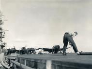 Asisbiz Grumman F6F 5 Hellcat VF 25 White 3 USS Cowpens (CVL 25) 01