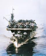 Asisbiz USS Cowpens (CVL 25) Bow view taken 17th July 1943 80 G 180196