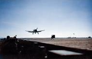 Asisbiz USS Cowpens (CVL 25) Grumman F6F 3 Hellcat VF 25 landing aboard late 1943 80 G K 1073