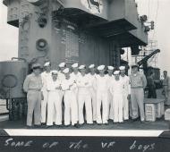 Asisbiz USS Cowpens (CVL 25) VF 25 pilots 01