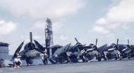 Asisbiz USS Cowpens (CVL 25) flight deck and bridge with Grumman F6F 3 Hellcats lined up 1943 80 GK 664