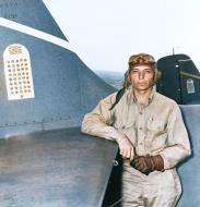 Asisbiz Aircrew USN VF 6 Ace Machinist Donald E Runyon his F4F 4 no 13 BulNo 5193 aboard USS Enterprise (CV 6) 10th Sep 1942 80 G 11103