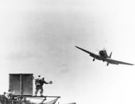 Asisbiz USS Enterprise (CV 6) Douglas TBD 1 Devastator VT 6 landing after training exercises in the Pacific 1941 80 G 17525