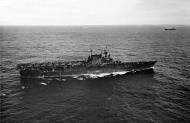 Asisbiz USS Enterprise (CV 6) enroute to New York to take part in the Navy Day Fleet Review Oct 1945 80 G K 6576