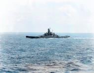 Asisbiz USS Alabama (BB 60) underway in the Pacific with Task Force 58.2 circa 1943 44 80 G 300907