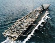 Asisbiz USS Essex (CV 9) underway at 1615hrs during May 1943 80 G 68097
