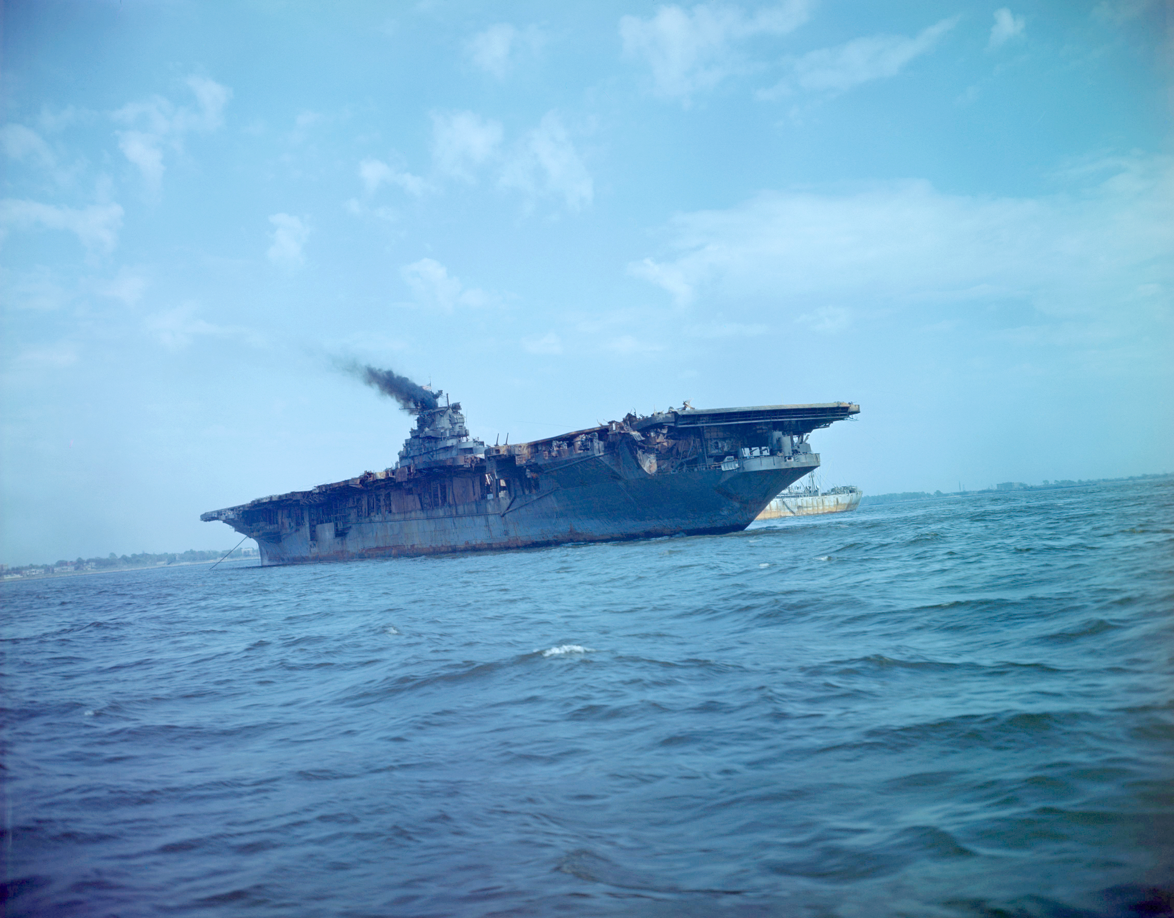USS Franklin (CV 13) returning to Brooklyn Navy Yard 19th Mar 1945 80 GK 4771