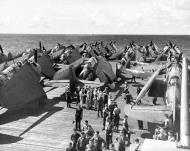 Asisbiz USS Lexington II (CV 16) flight deck during strikes on Saipan 15th June 1944 80 G 236881
