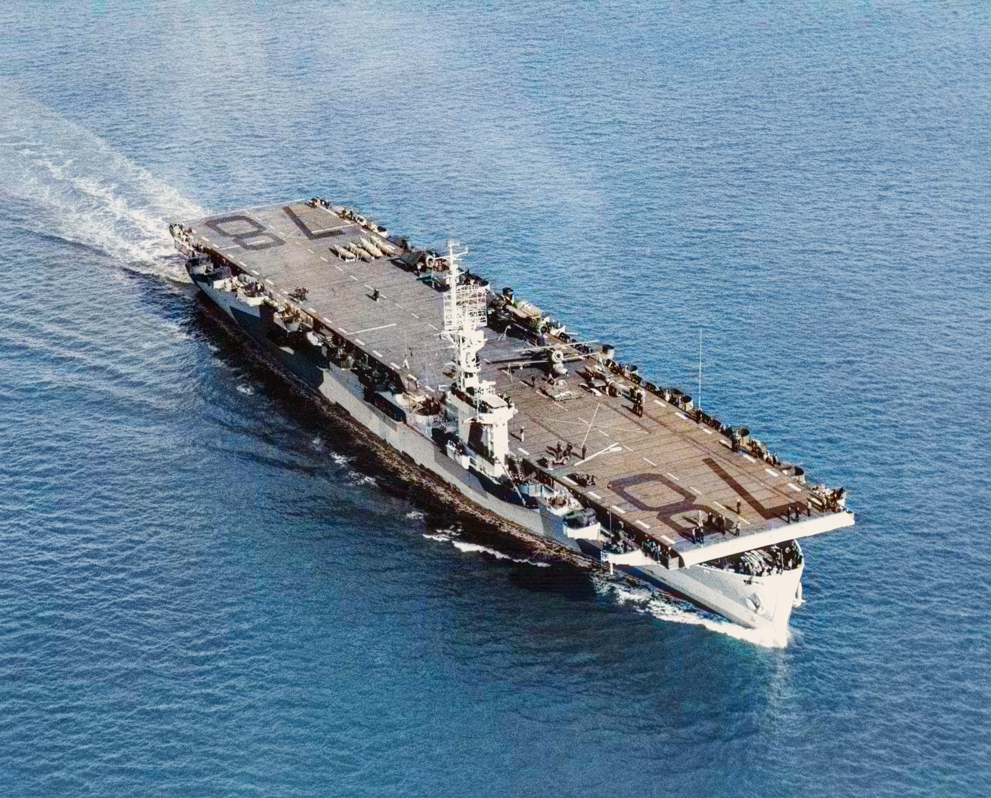 Asisbiz USS Savo Island (CVE-78) aerial view of starboard bow Casablanca class escort carrier 24th May 1944 80 G 409217