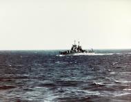 Asisbiz Cleveland class light cruiser seen from USS Yorktown II (CV 10) during the raid on Marcus Island Aug 1943 80 G K 15285