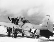 Asisbiz Grumman TBF 1 Avenger of Torpedo Squadron Eight (VT 8) BulNo 00380 at Midway 25th June 1942 80 G 17063