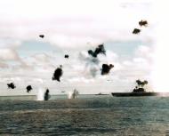 Asisbiz Japanese carrier Hiryu Nakajima Type 97 aircraft during a torpedo attack Midway 4th June 1942 80 G 32242