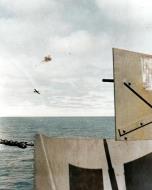 Asisbiz Japanese carrier Hiryu Type 97 aircraft during a torpedo attack Midway 4th June 1942 80 G 312006
